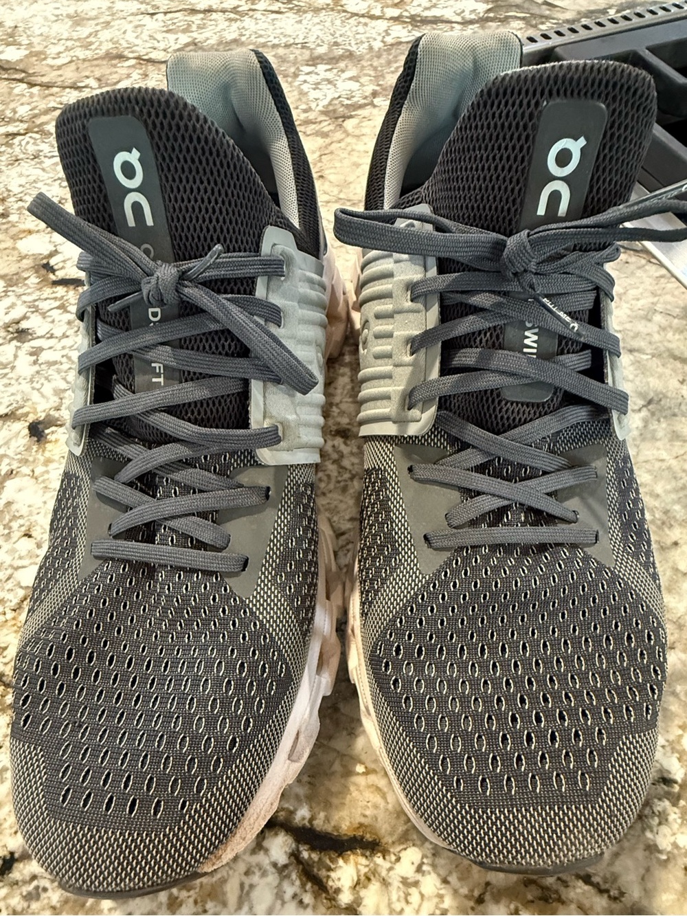 On Running Men’s Cloudswift in Rock/Slate. Size13 in Excellent Condition - Picture 8 of 8